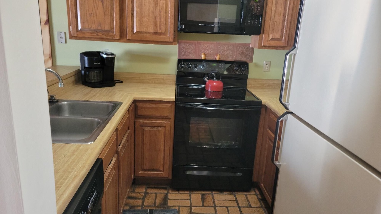 Photo of Kitchen in Hill City