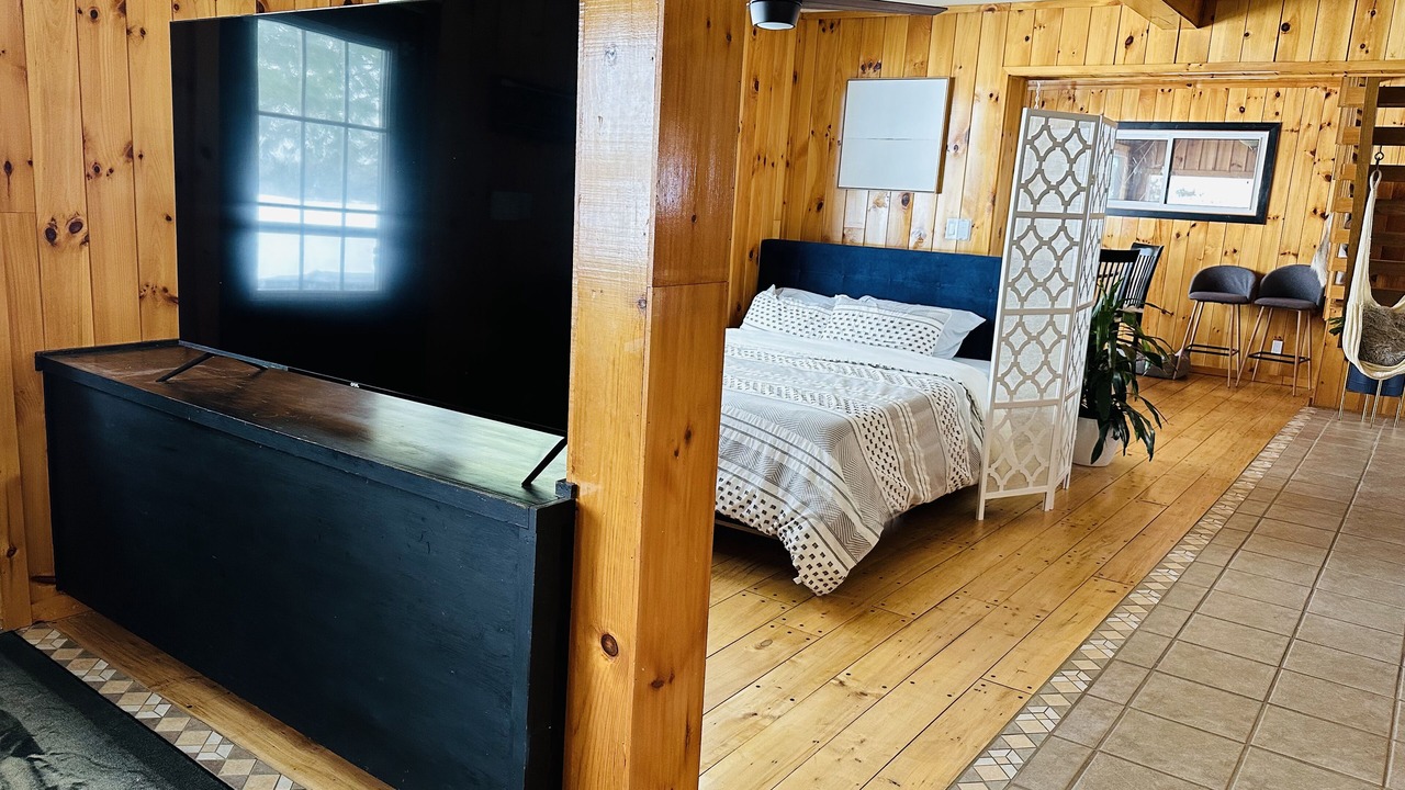 Photo of Bedroom in Central Frontenac