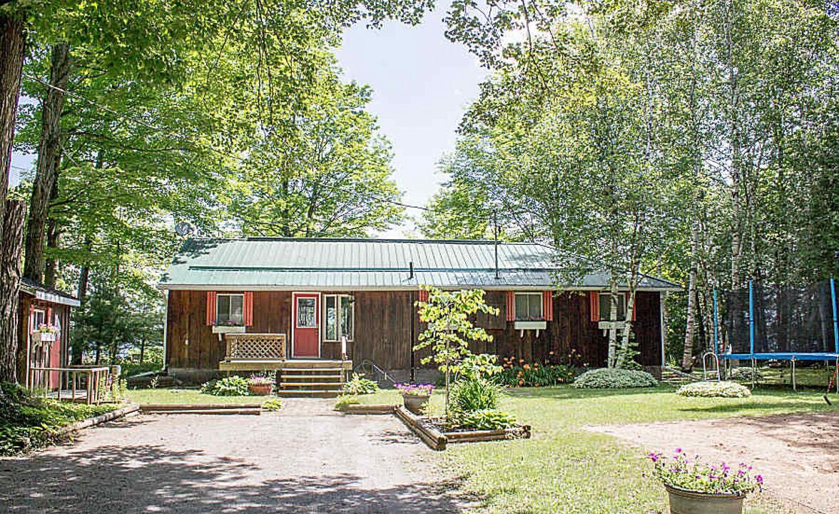 Photo of Outdoor in Head Lake