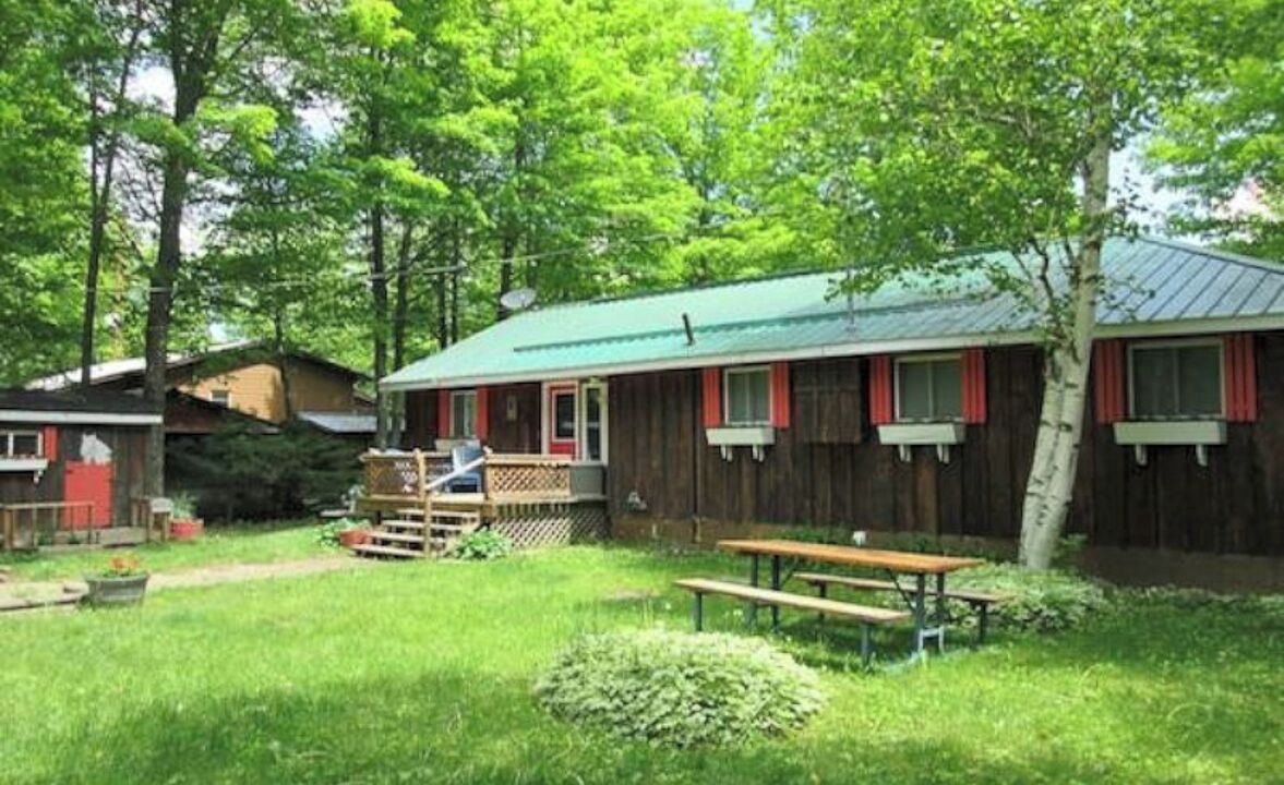 Photo of Outdoor in Head Lake