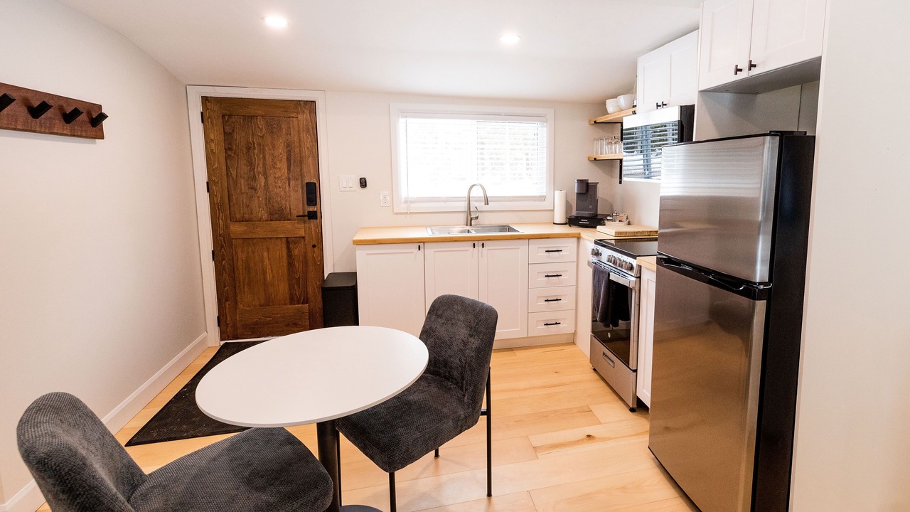 Photo of Kitchen in Mono