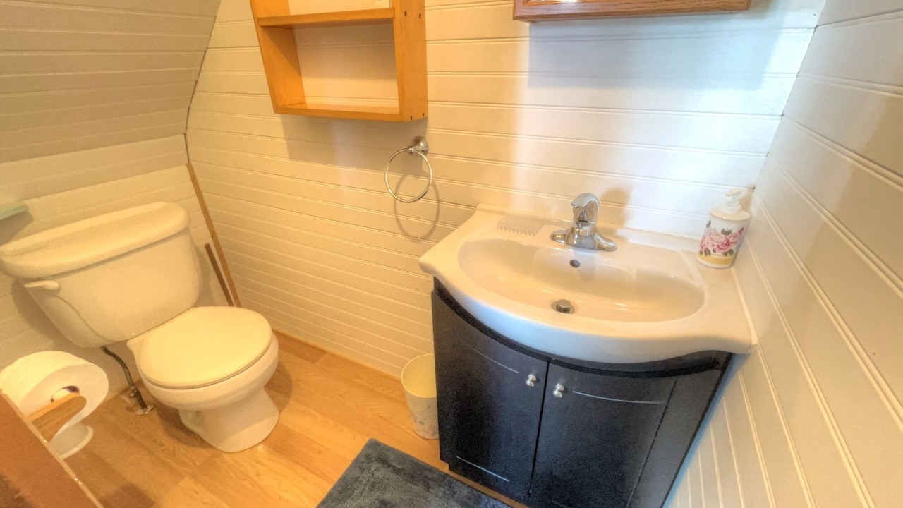 Photo of Bathroom in Rideau Lakes