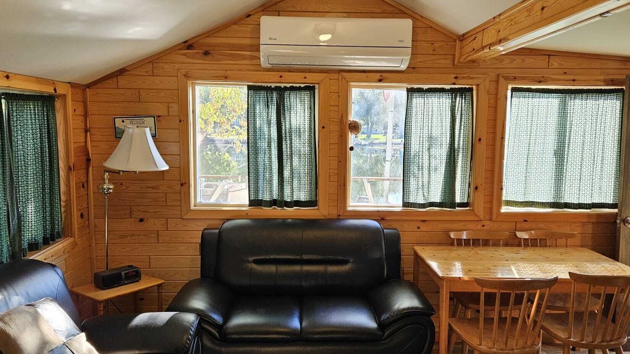 Photo of Livingroom in Hastings