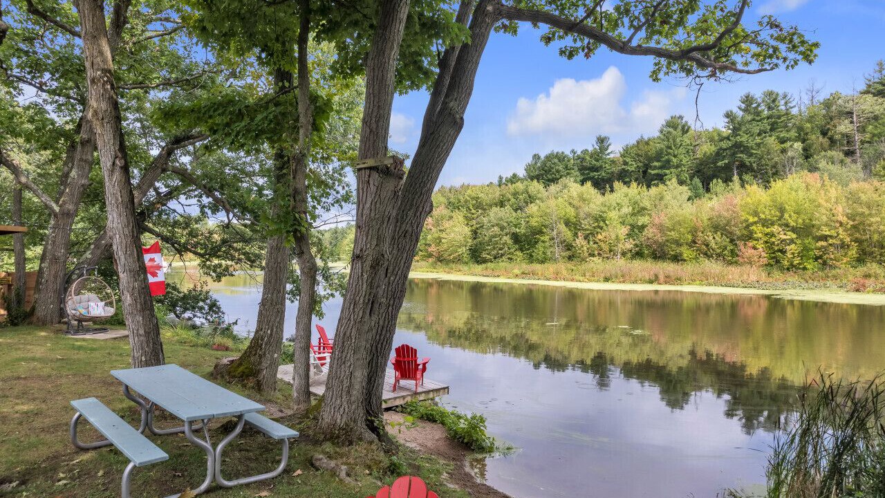 Photo of Outdoor in Leeds and the Thousand Islands