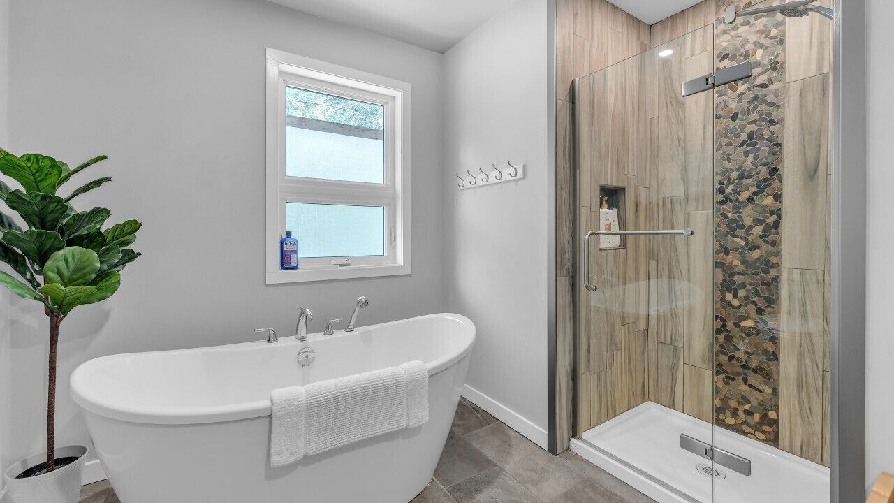 Photo of Bathroom in Leeds and the Thousand Islands