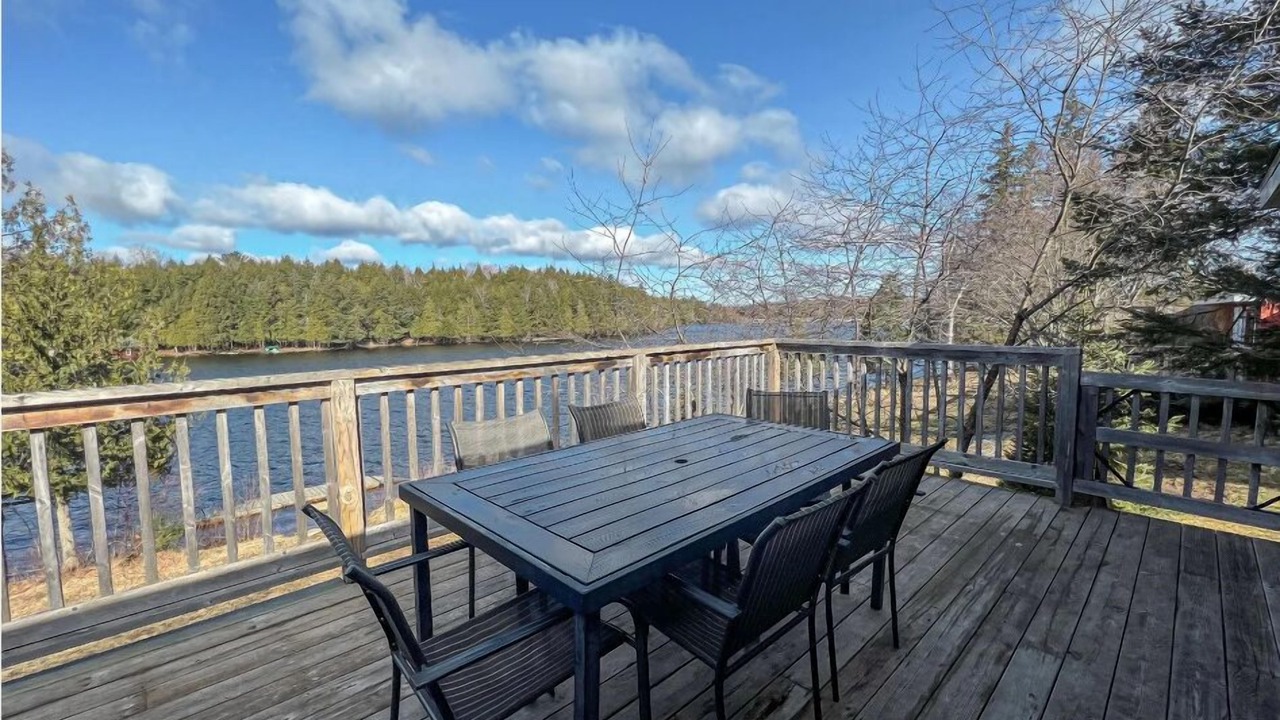 Photo of Patio Balcony in Magnetawan
