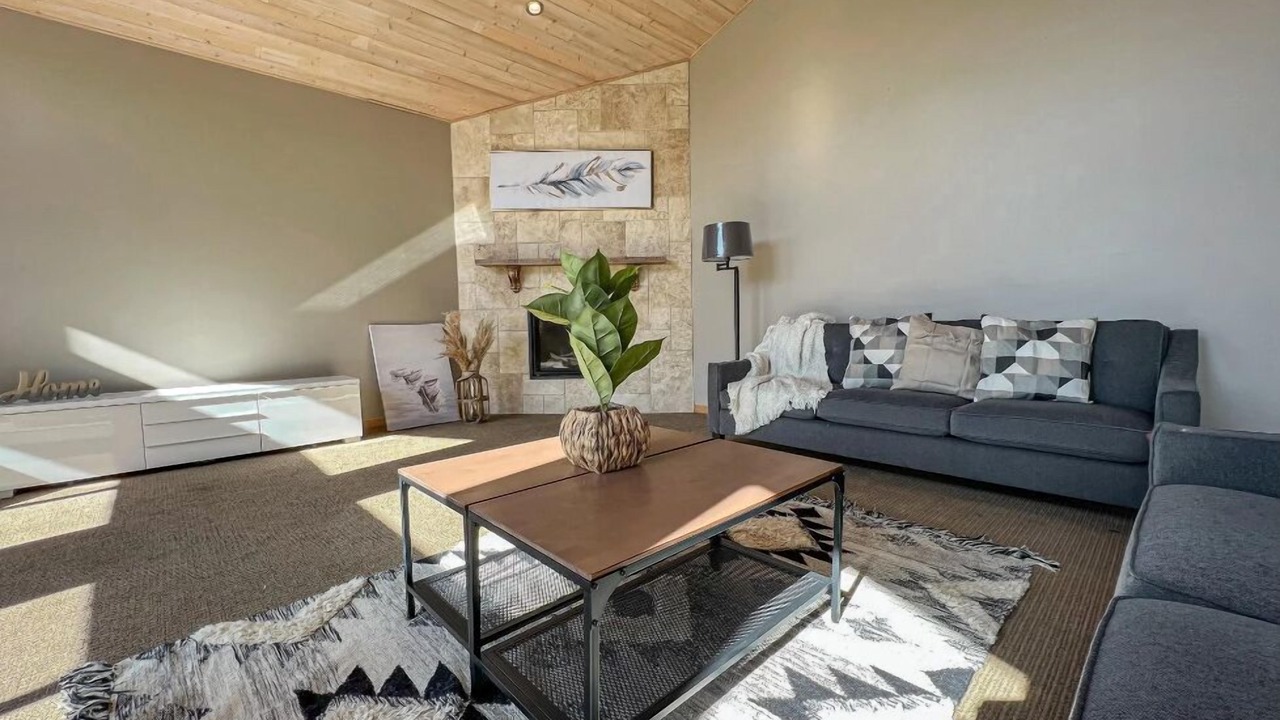 Photo of Livingroom in Magnetawan