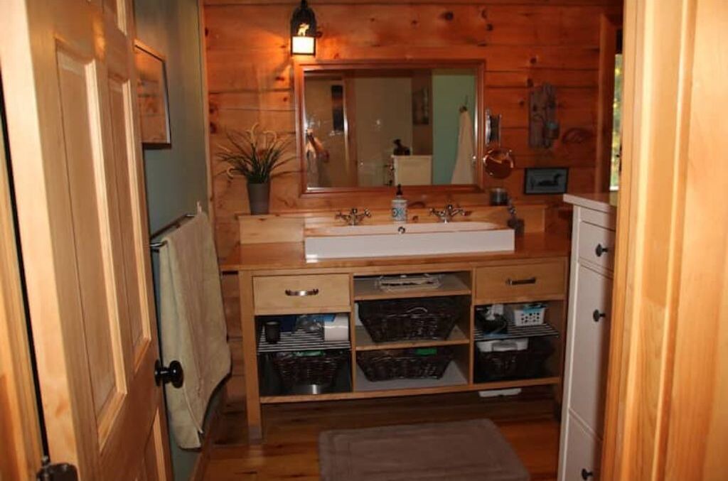 Photo of Bathroom in Highlands East