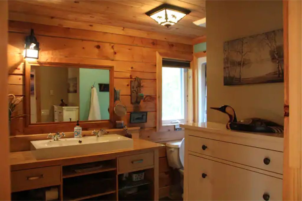 Photo of Bathroom in Highlands East