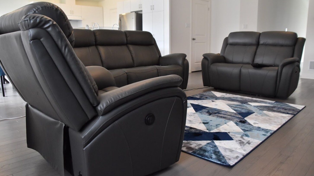 Photo of Livingroom in Clarington