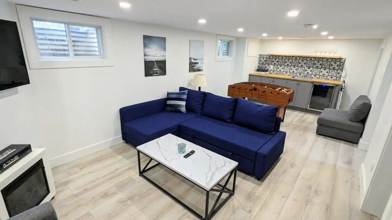 Photo of Livingroom in Port Weller