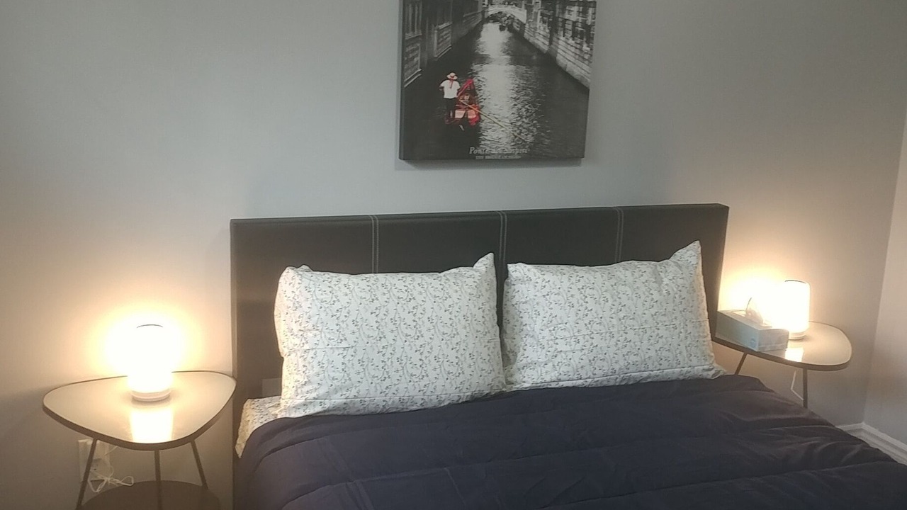 Photo of Bedroom in Newmarket