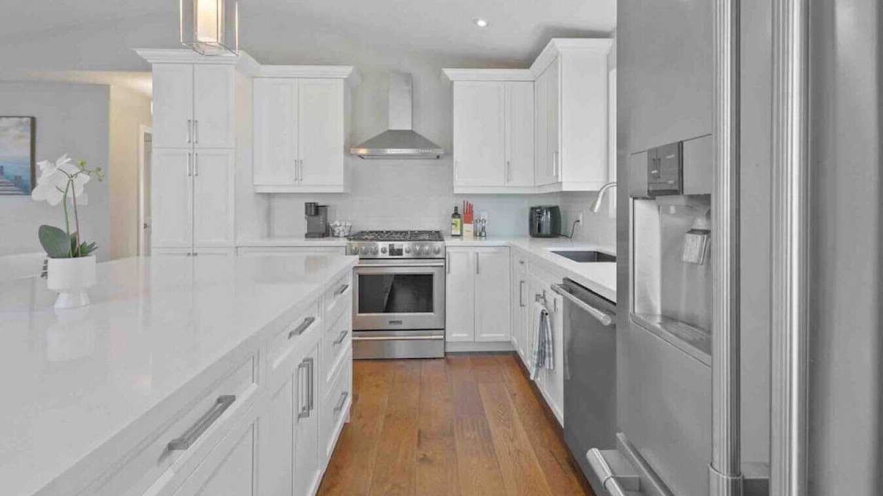 Photo of Kitchen in Port McNicoll
