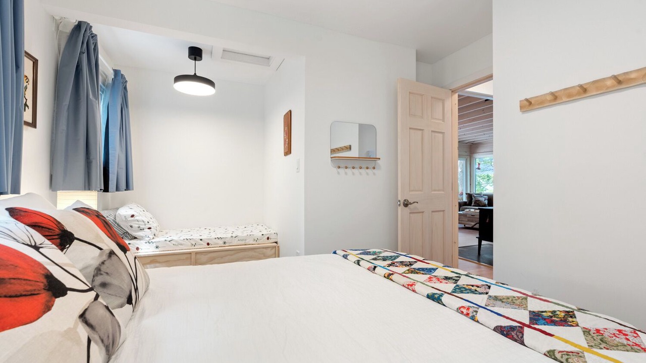 Photo of Bedroom in North Frontenac