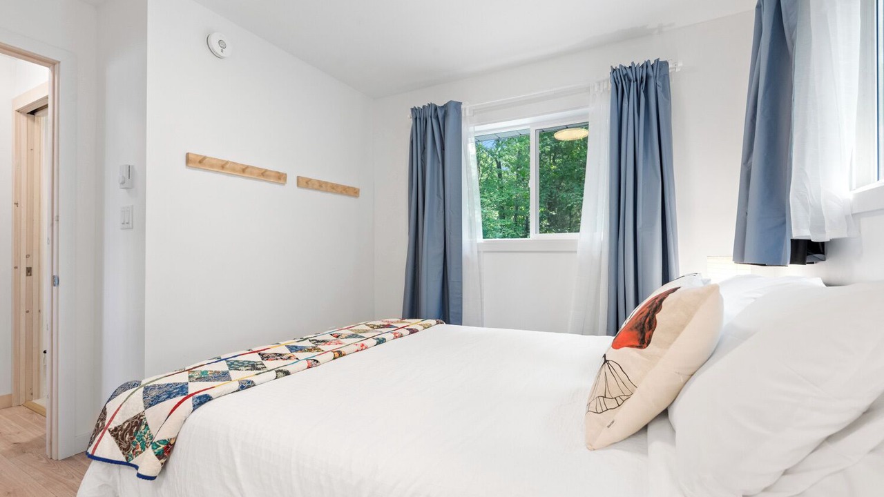 Photo of Bedroom in North Frontenac