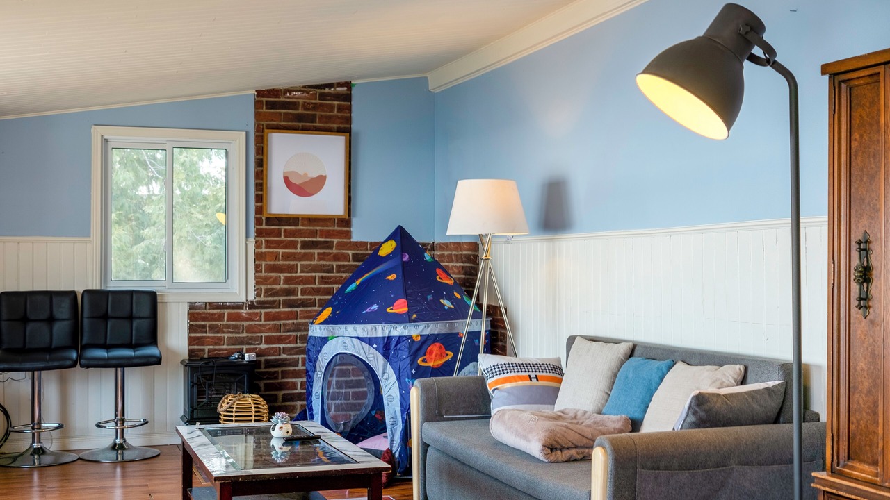 Photo of Livingroom in Ennismore