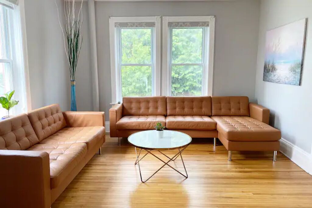 Photo of Livingroom in Midland