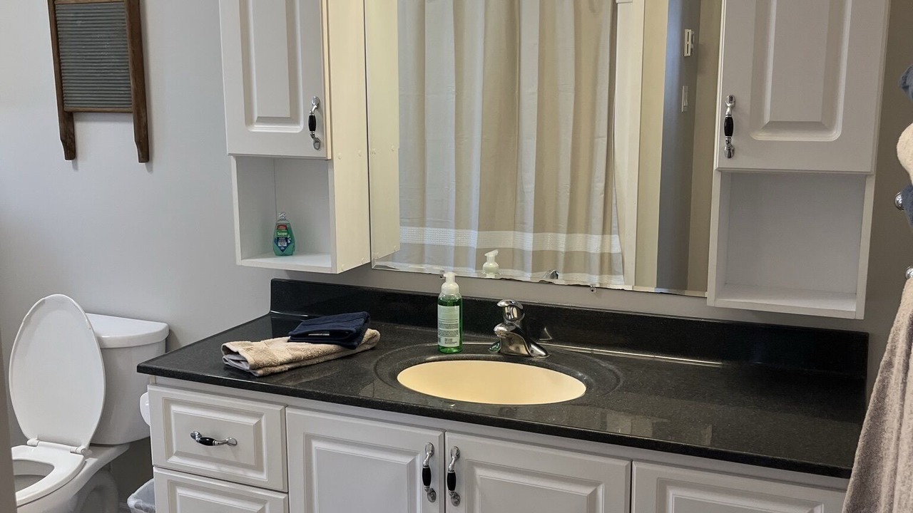 Photo of Bathroom in Lanark Highlands