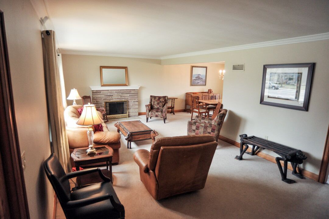 Photo of Livingroom in Port Dover