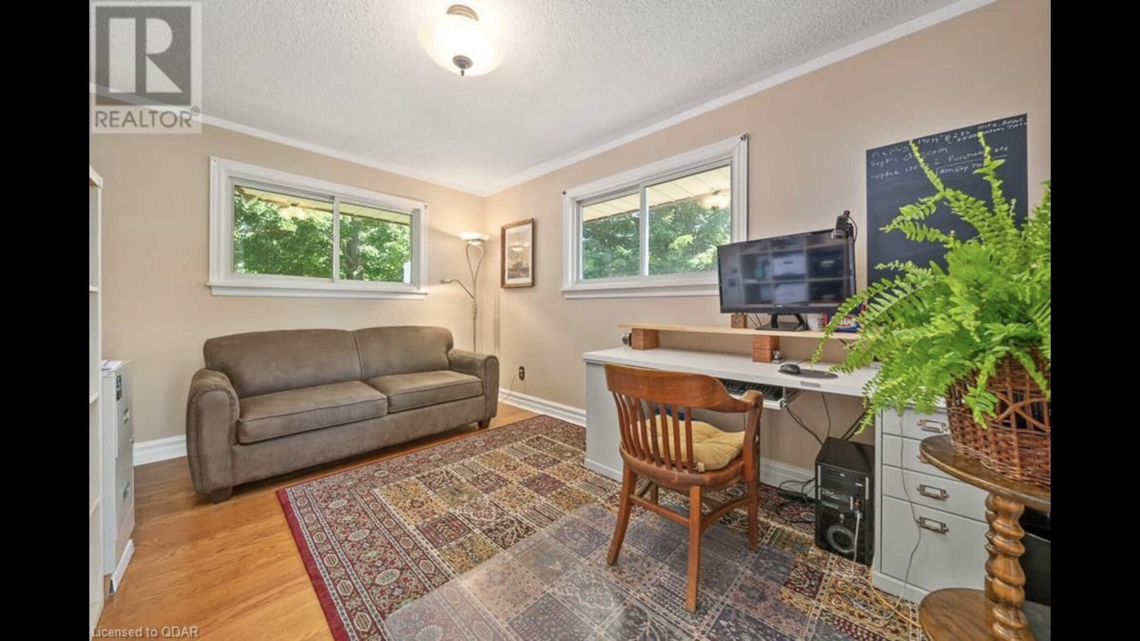 Photo of Livingroom in Prince Edward