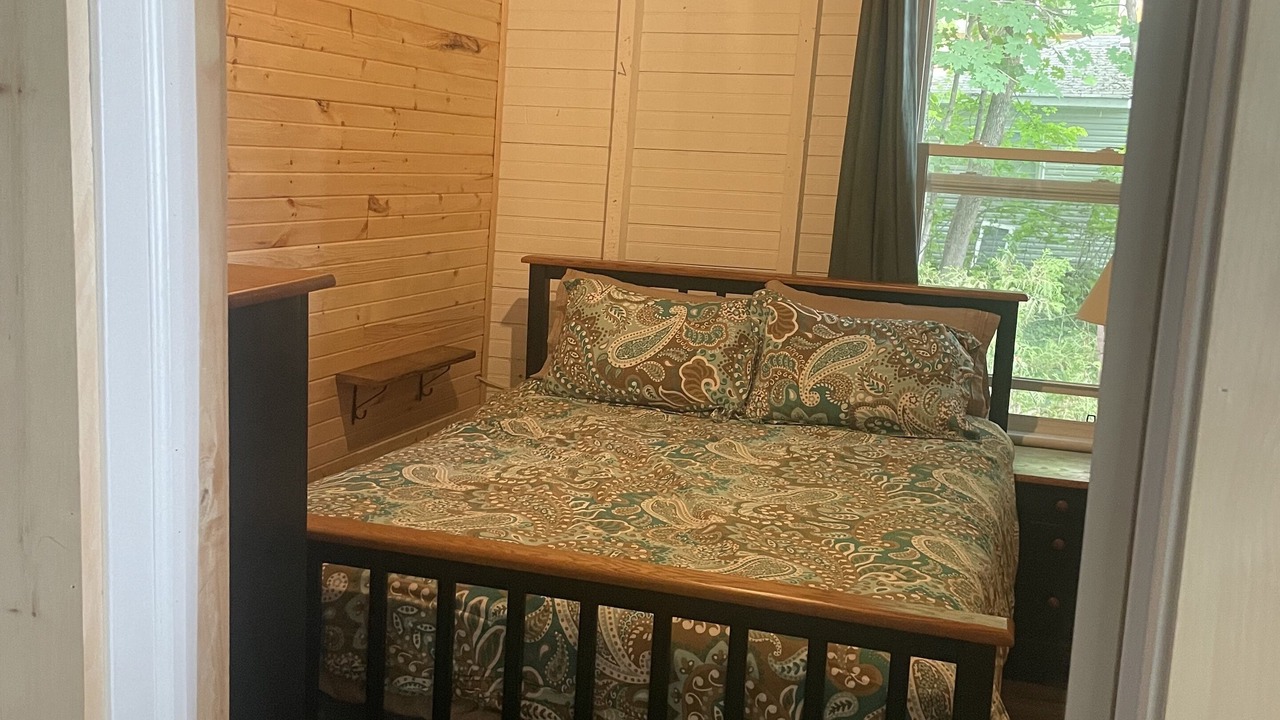 Photo of Bedroom in Innisfil