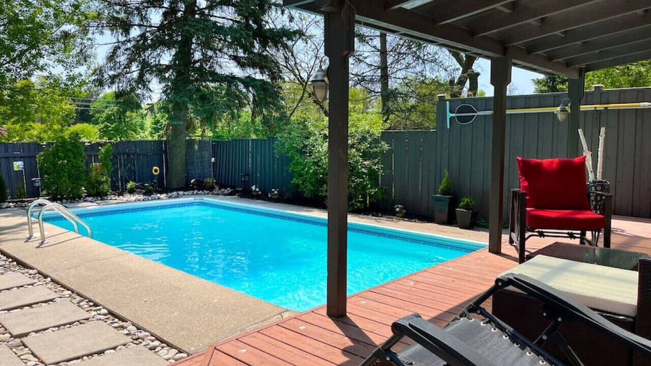 Photo of Outdoor in Clarkson-Lorne Park