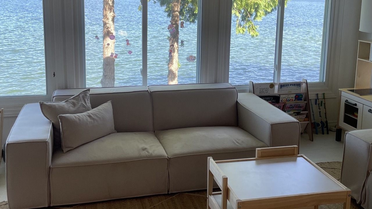Photo of Livingroom in Frontenac