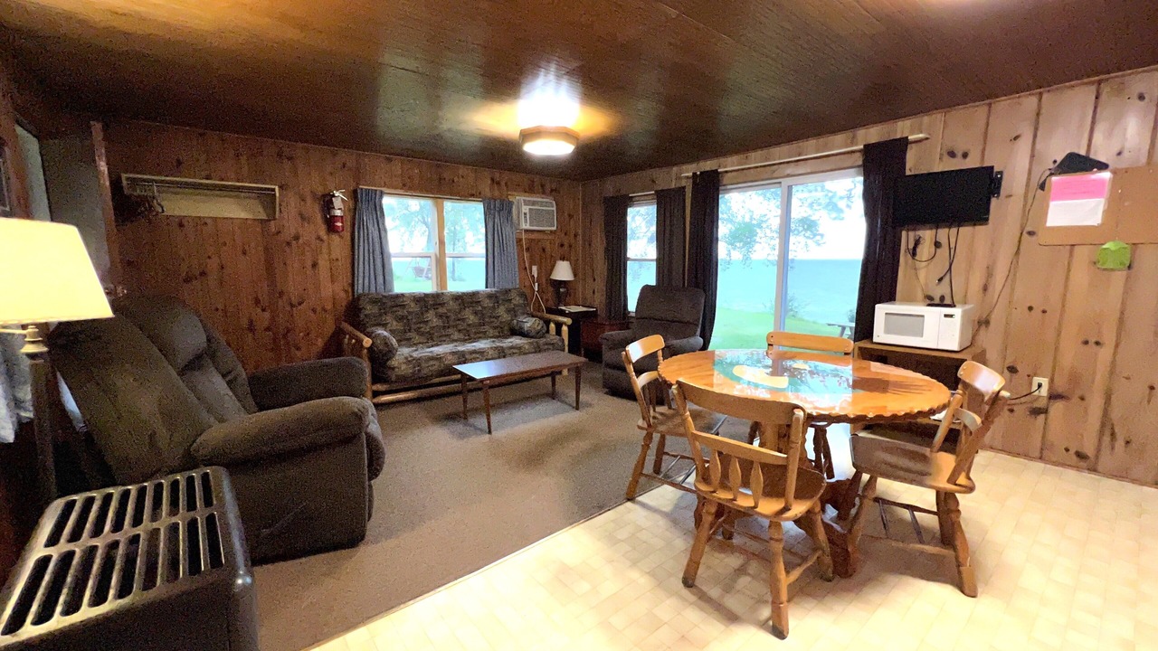 Photo of Livingroom in Federal Dam