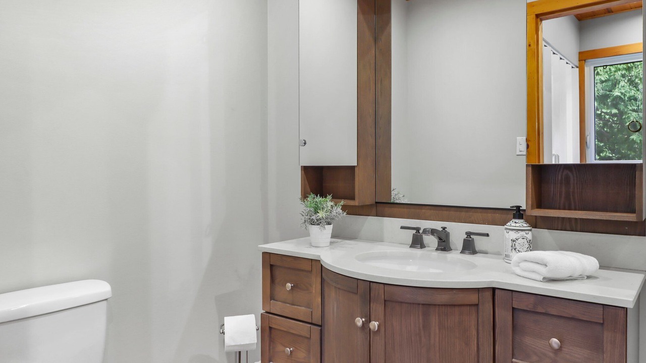 Photo of Bathroom in Brock