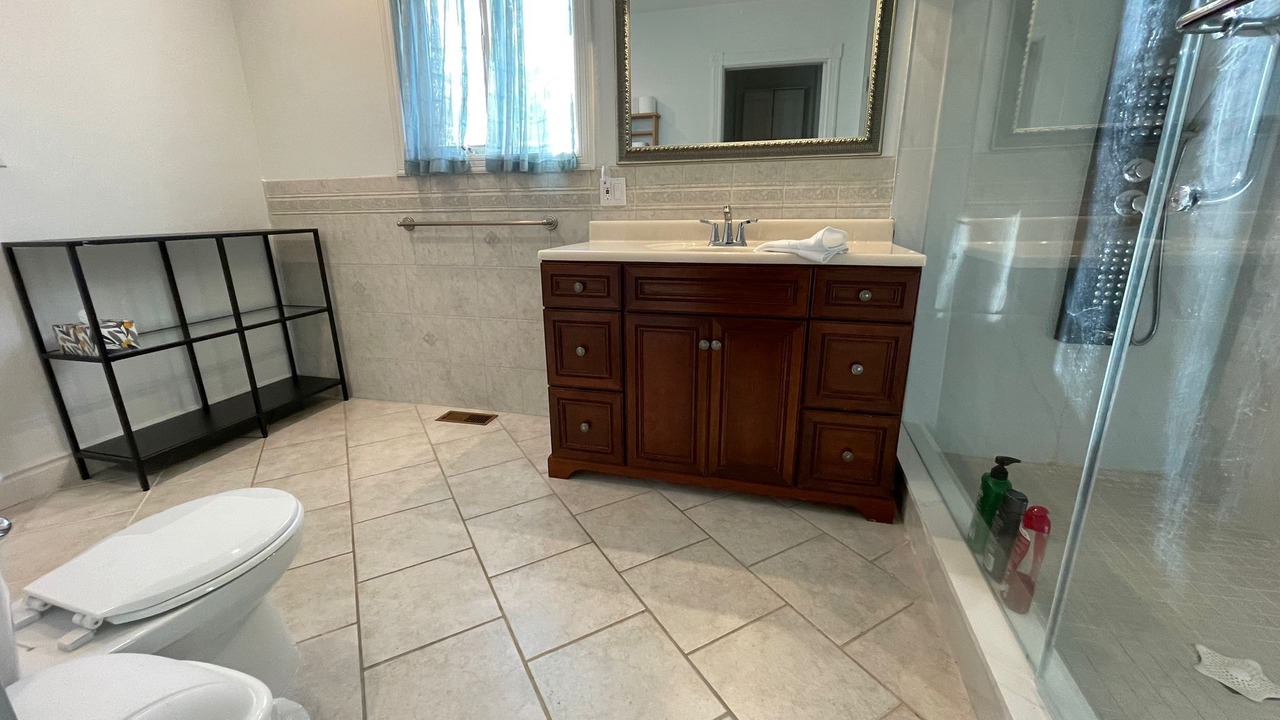 Photo of Bathroom in Valentia