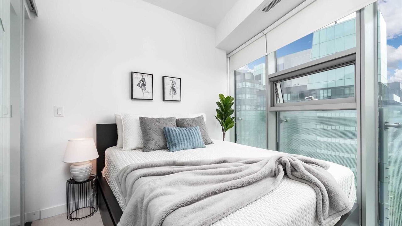 Photo of Bedroom in Toronto Entertainment District