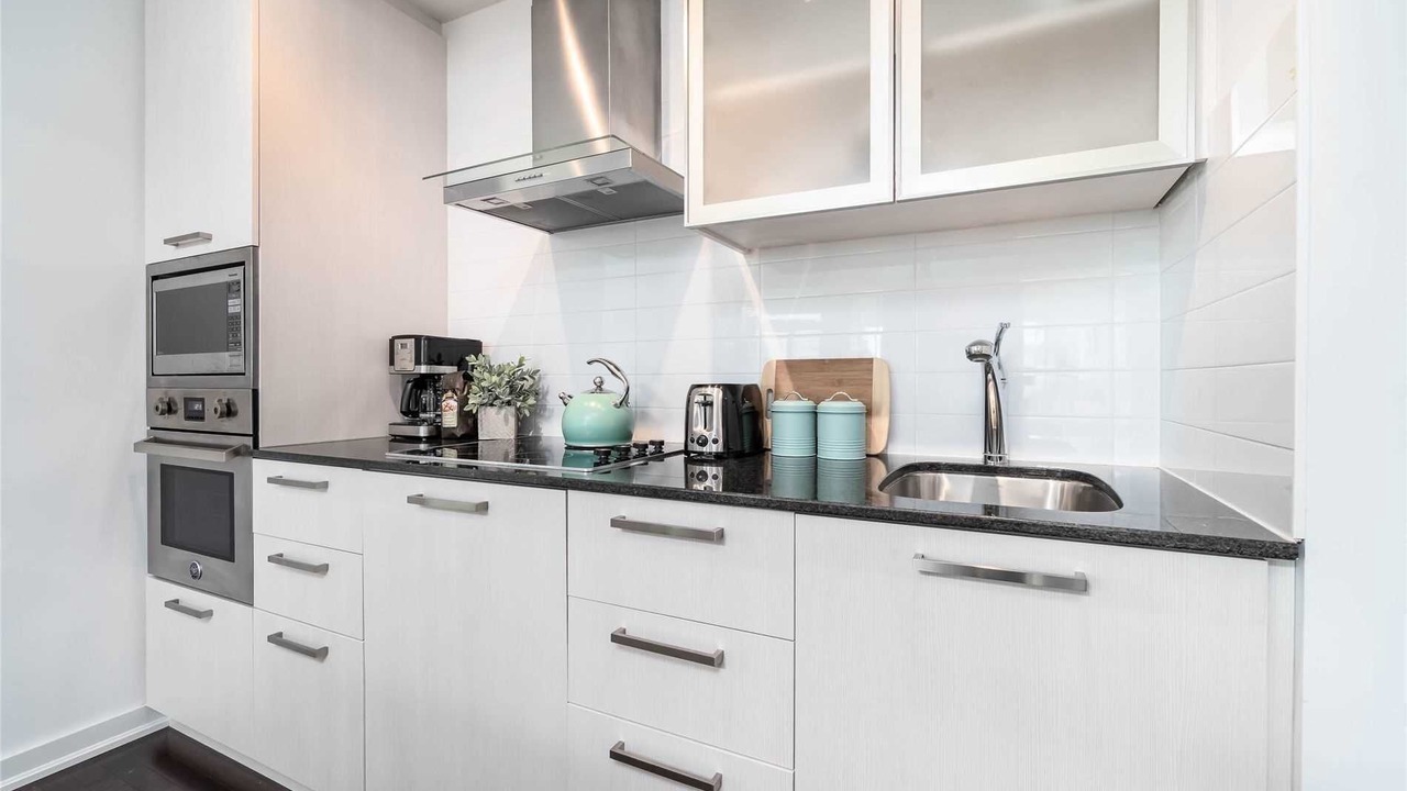 Photo of Kitchen in Toronto Entertainment District