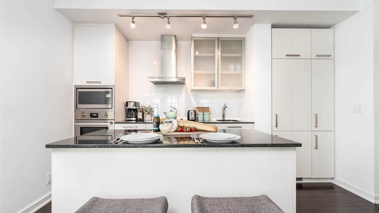 Photo of Kitchen in Toronto Entertainment District