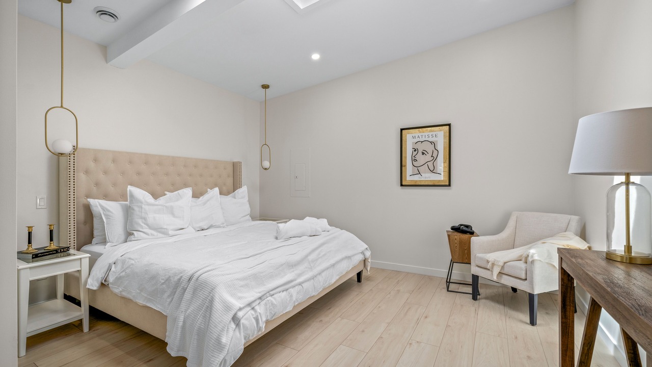 Photo of Bedroom in Belleville