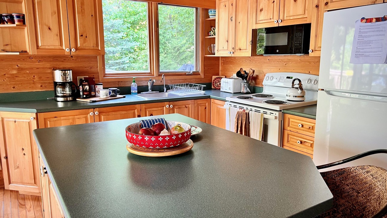 Photo of Kitchen in Central Frontenac