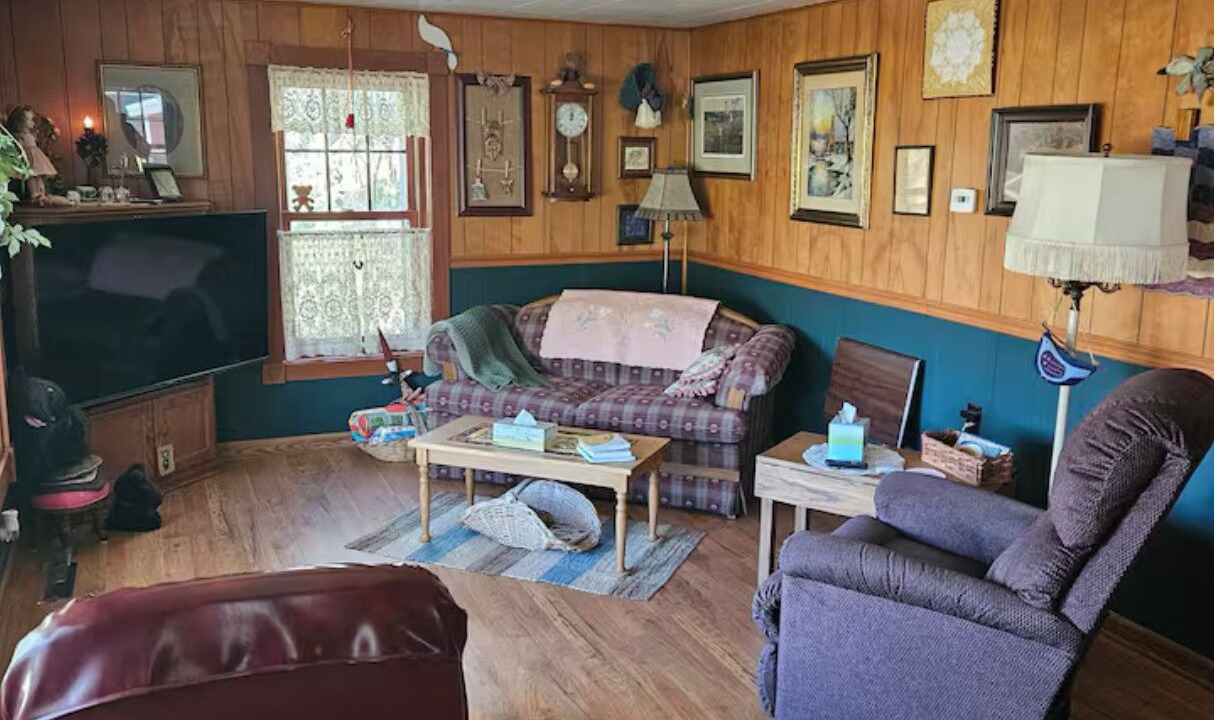 Photo of Livingroom in Houston County