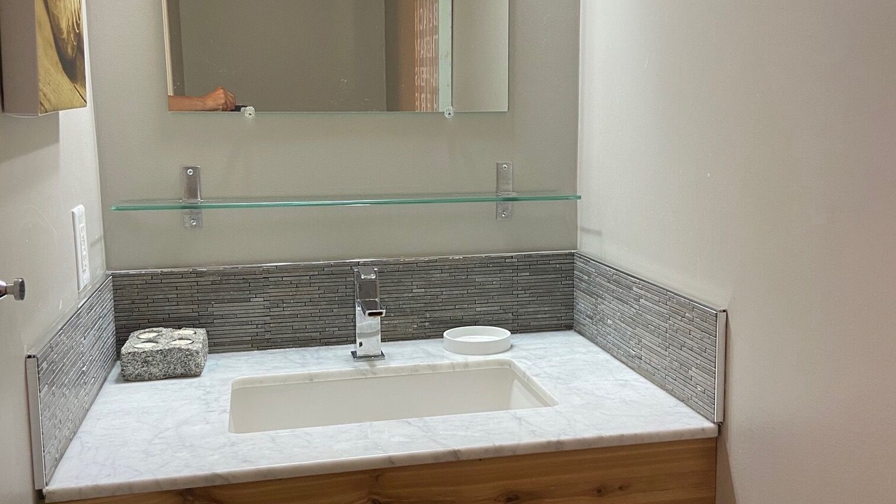 Photo of Bathroom in Havelock-Belmont-Methuen