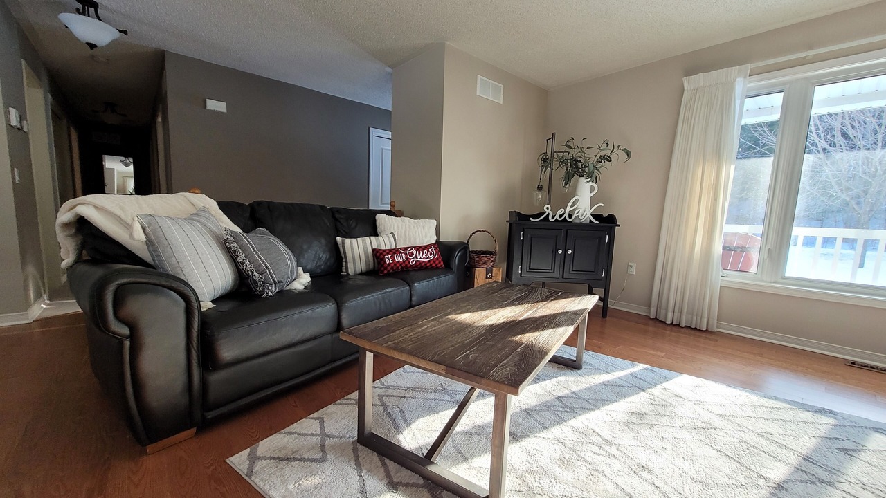 Photo of Livingroom in Meaford