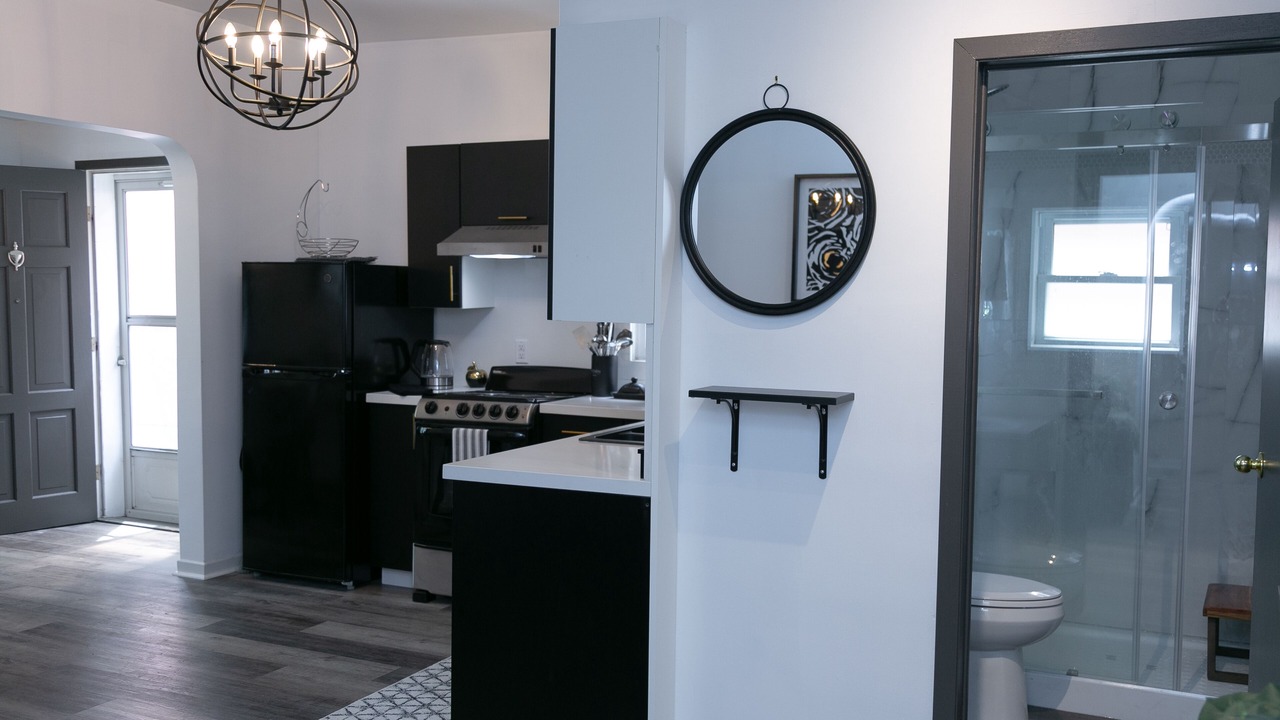 Photo of Kitchen in Port Dalhousie