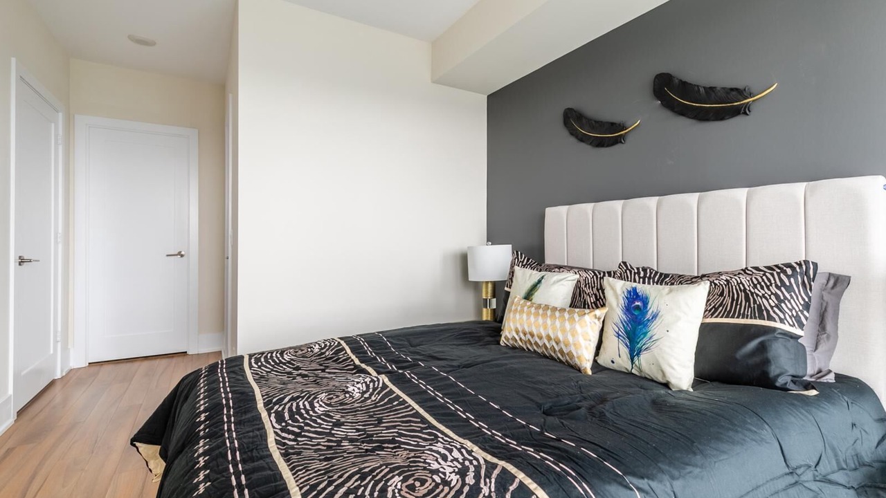 Photo of Bedroom in Toronto Entertainment District