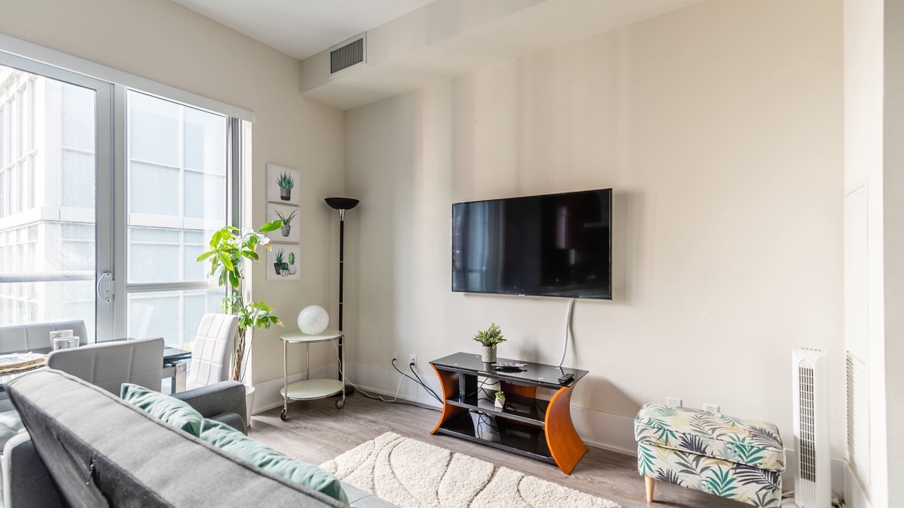 Photo of Bedroom in Toronto Entertainment District