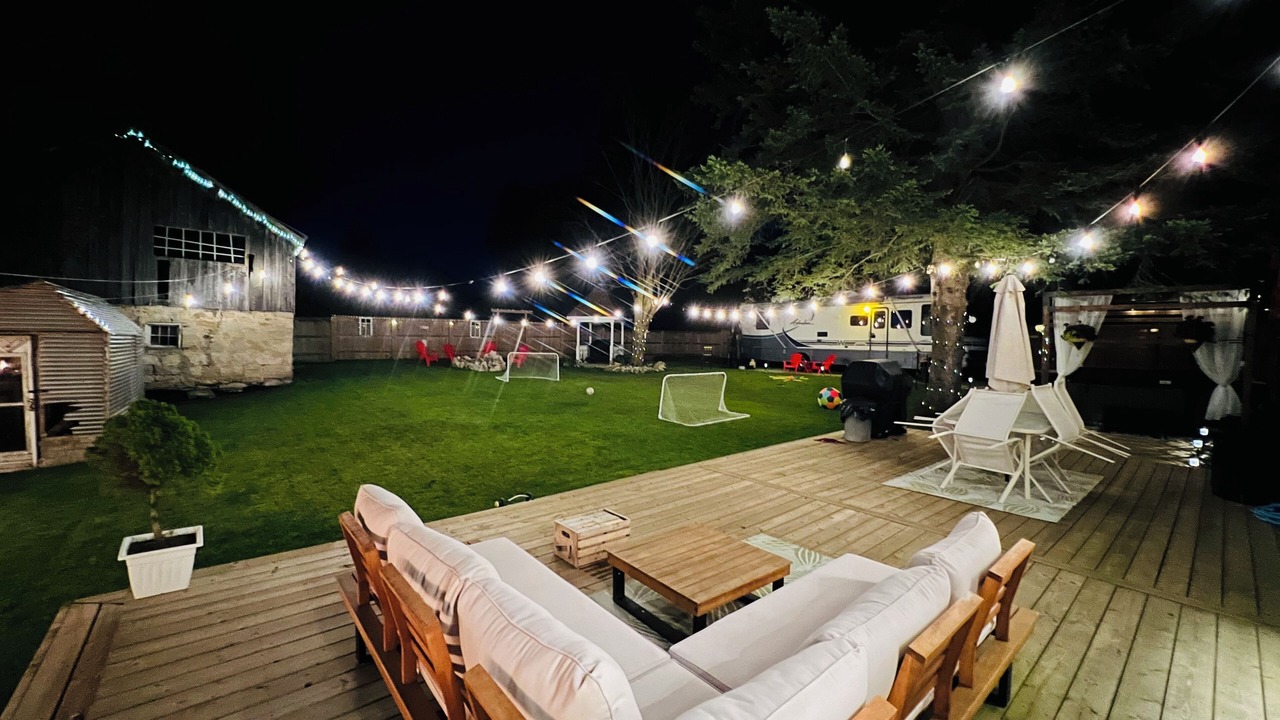 Photo of Patio Balcony in Shallow Lake