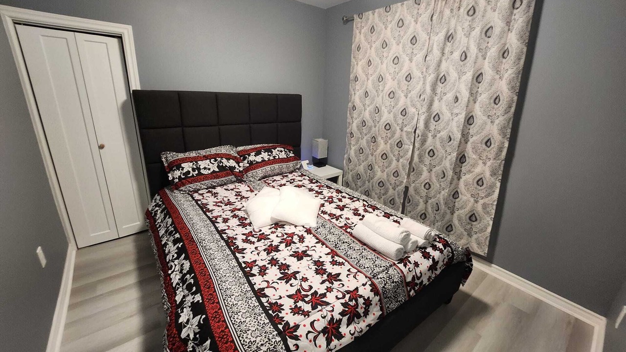 Photo of Bedroom in Chatham-Kent