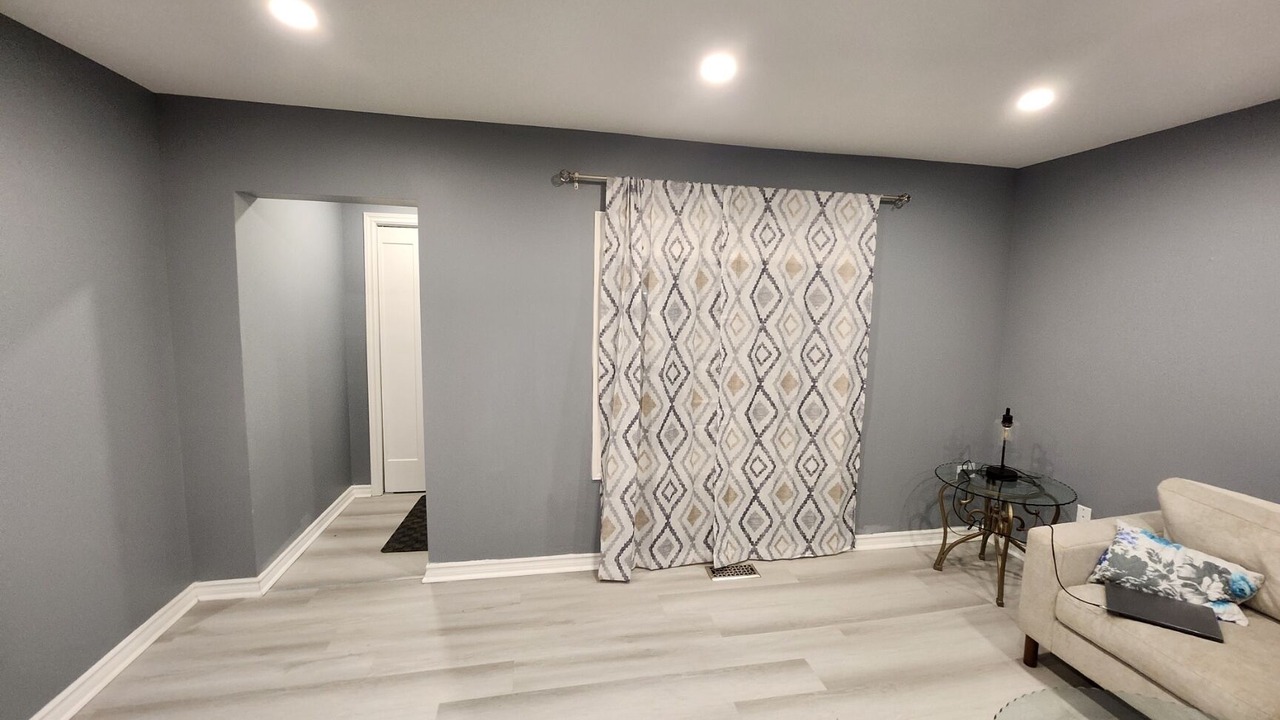 Photo of Livingroom in Chatham-Kent