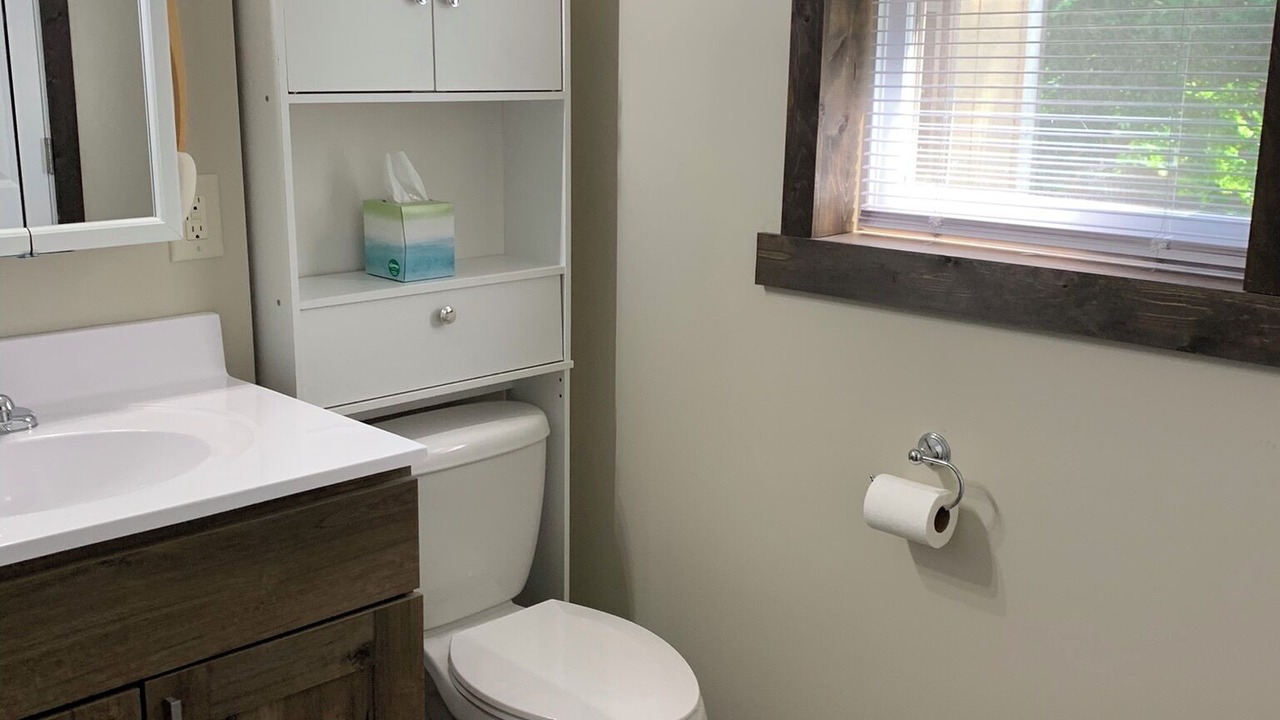 Photo of Bathroom in Backus