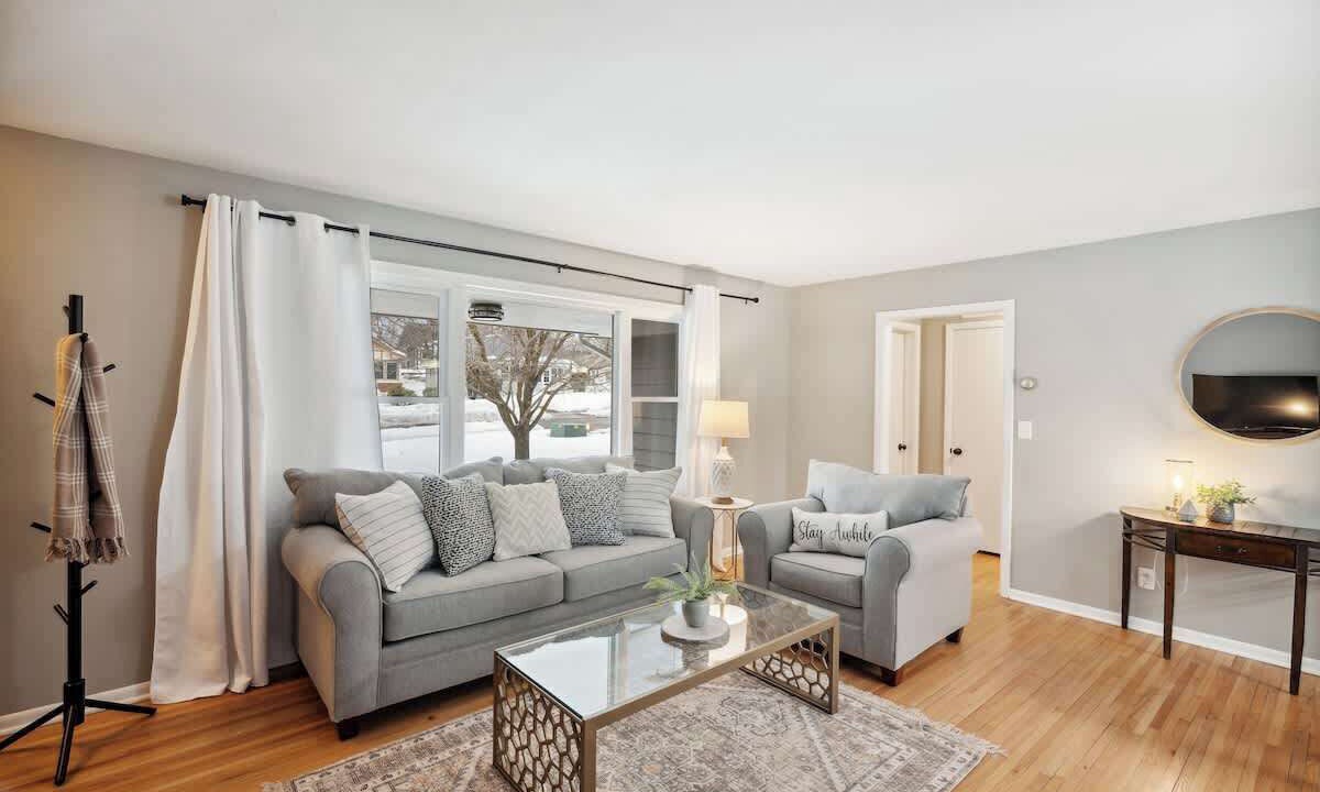 Photo of Livingroom in Elk River