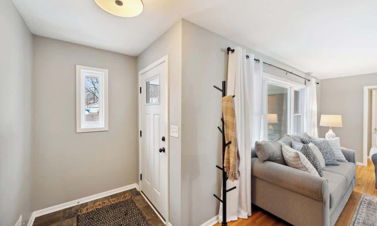 Photo of Livingroom in Elk River