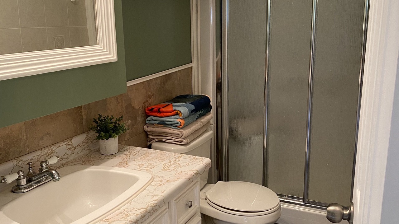 Photo of Bathroom in Round Lake