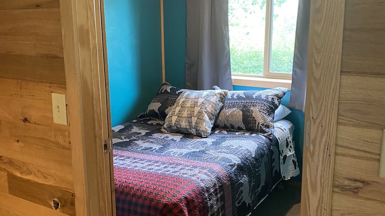 Photo of Bedroom in Hubbard County