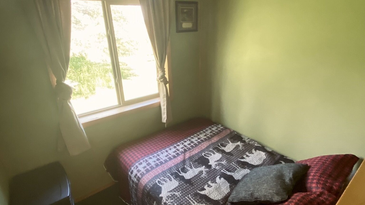 Photo of Bedroom in Hubbard County